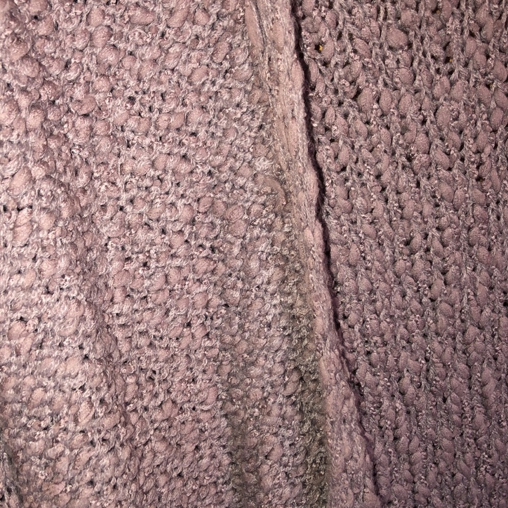 Cardigan - Picture 2 of 3
